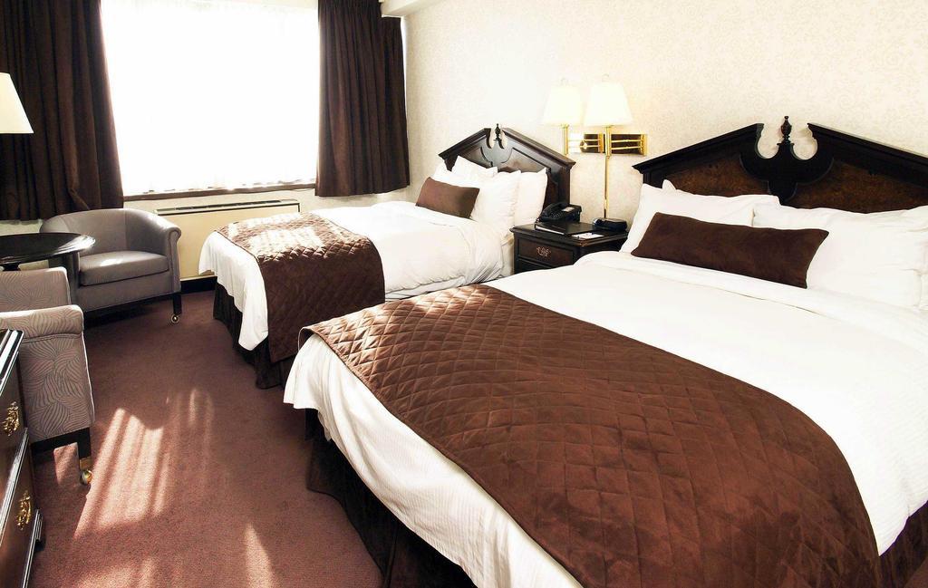 Best Western Primrose Hotel Downtown Торонто Экстерьер фото
