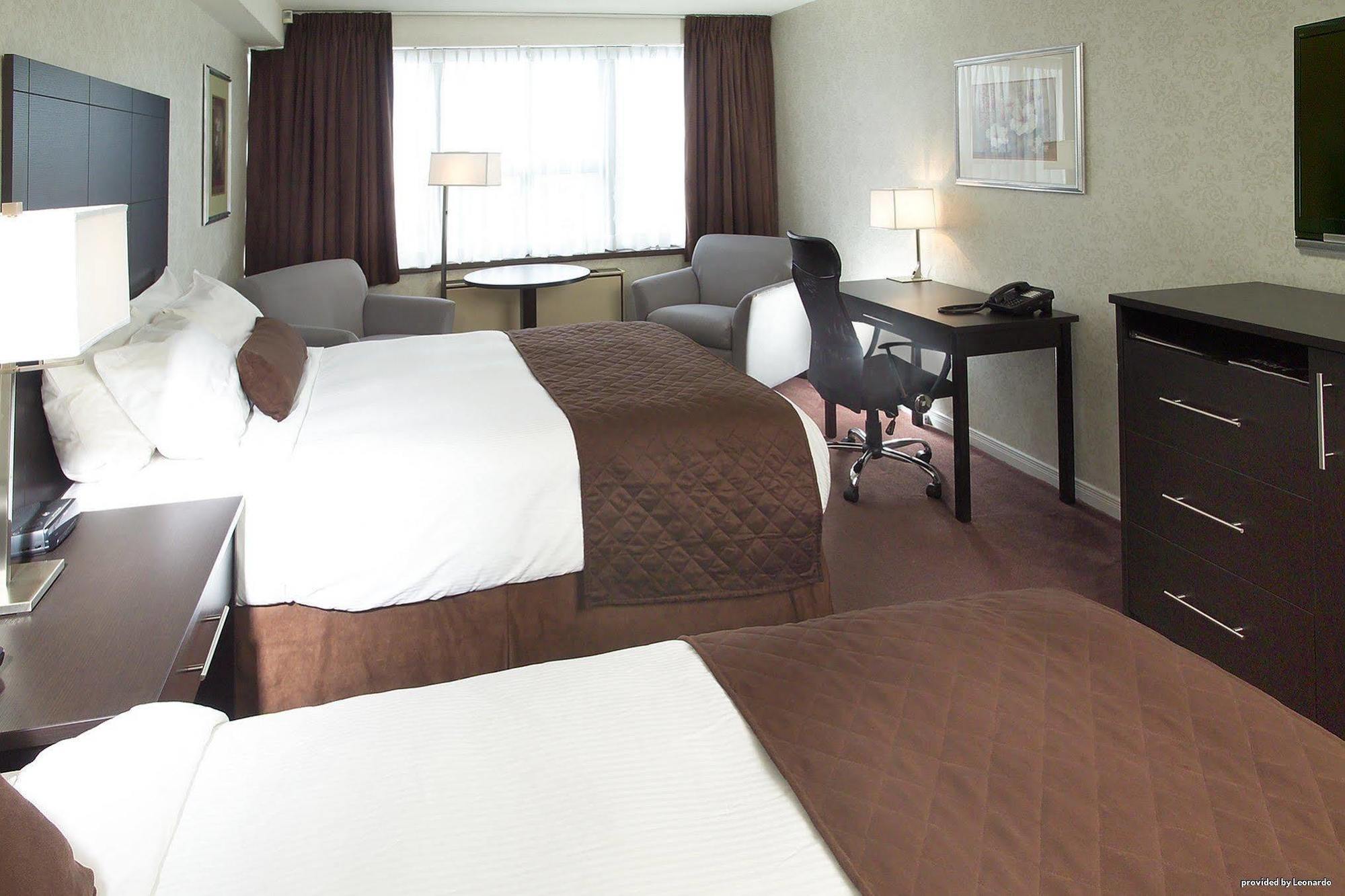 Best Western Primrose Hotel Downtown Торонто Номер фото